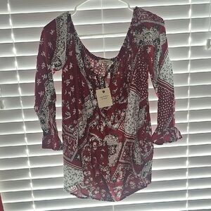 Women's Red and White Paisley Top